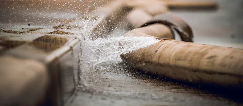 Fix Leaking Pipe in Markham, Ontario