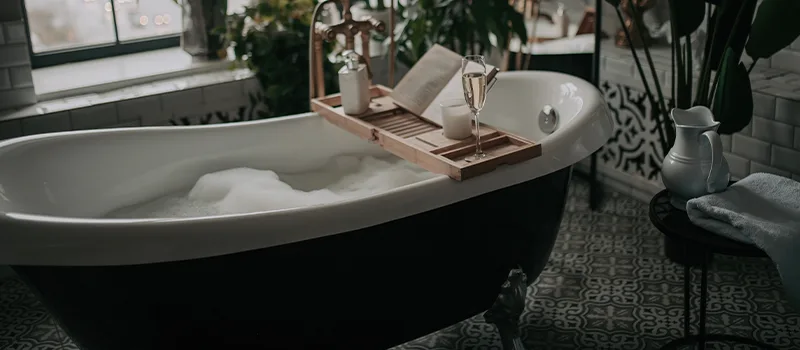 Full Bed Bathtub Replacement in Markham, ON